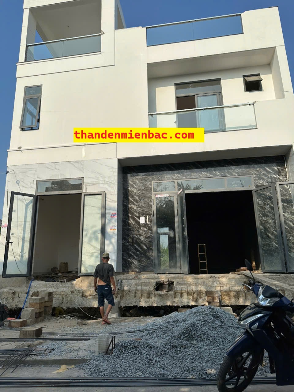 XỬ LÝ NHÀ NGHIÊNG